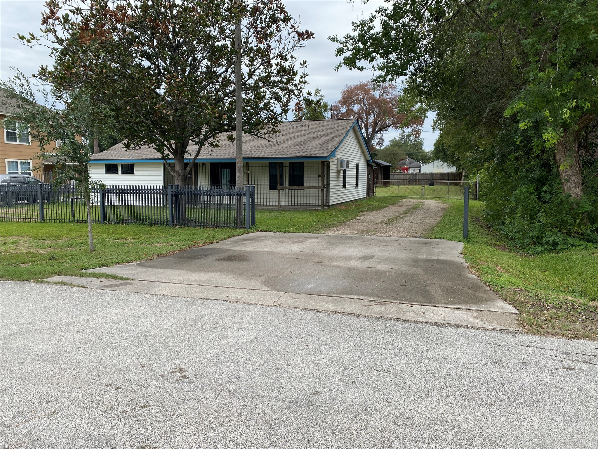 4021 Colgate Street Houston TX 77087