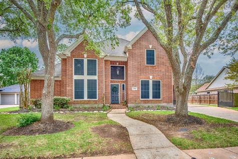 1814 Streamside Drive Friendswood TX 77546