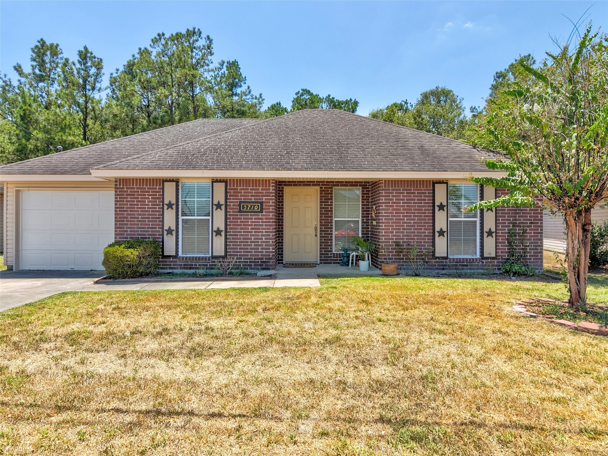 5710 Shadowbend Circle W Lumberton TX 77657