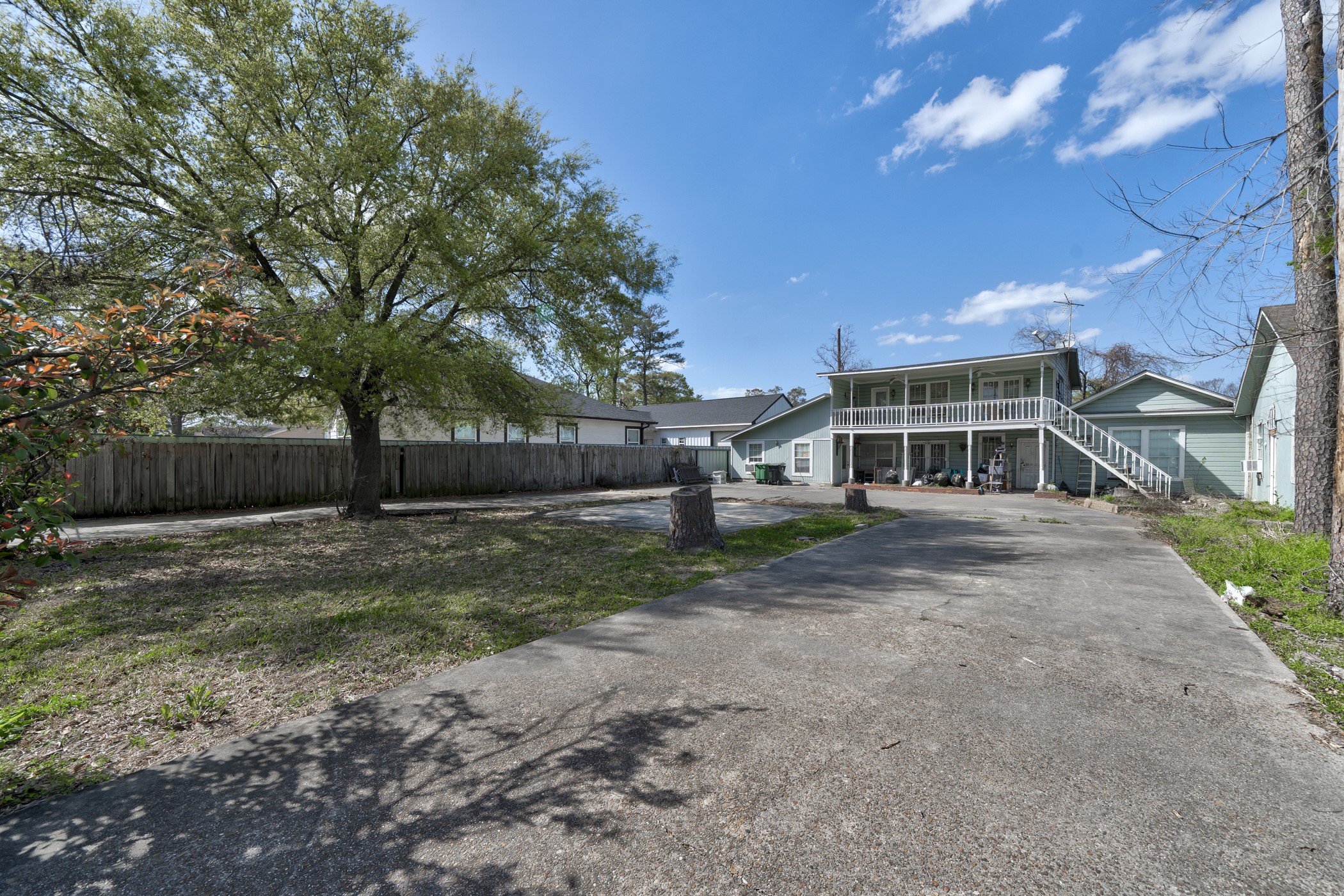 805 Cresline Street Houston TX 77076