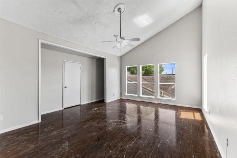 8712 Covent Garden Street Street Houston TX 77031