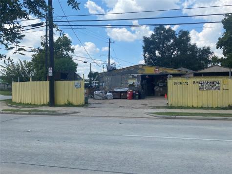 91 Burbank Street Houston TX 77076