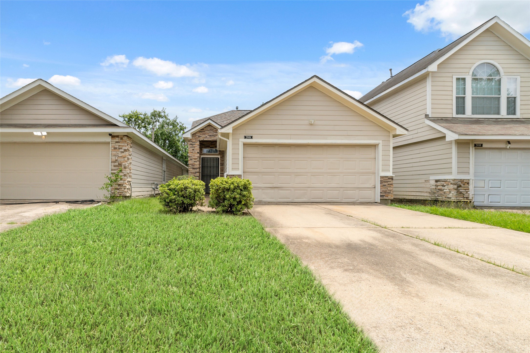 7931 Dairy View Lane Houston TX 77072