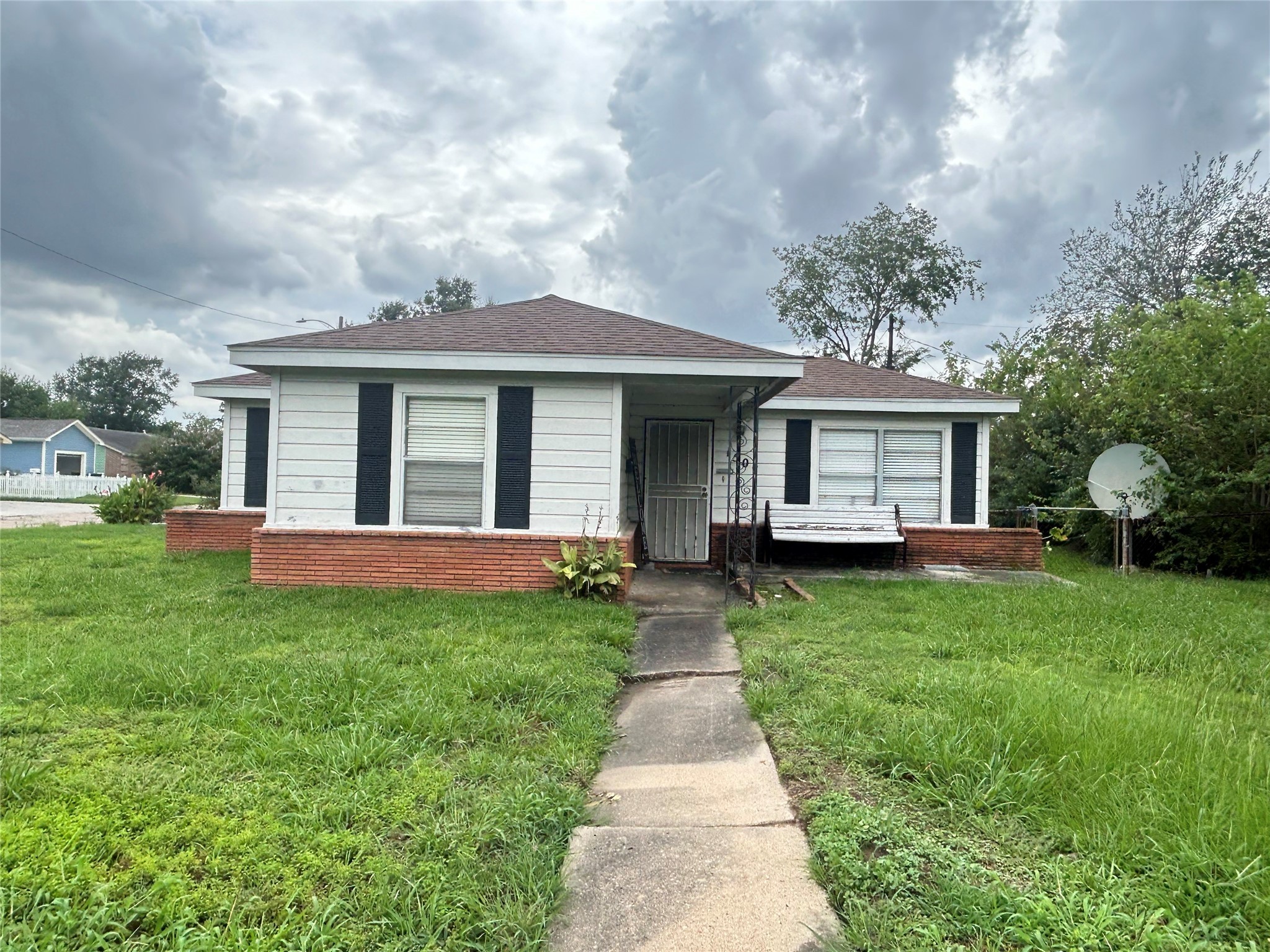 1504 Birchwood Drive Pasadena TX 77502