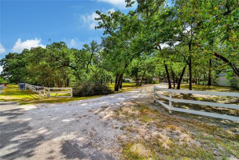 9 Betty Court Huntsville TX 77320