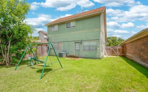 209 Almond Drive Lake Jackson TX 77566