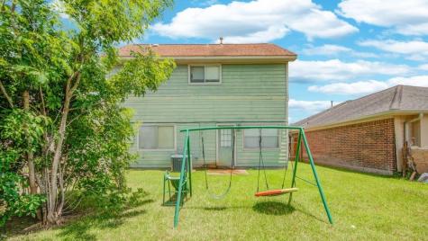 209 Almond Drive Lake Jackson TX 77566