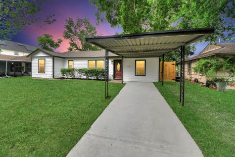 5722 Beldart Street Houston TX 77033