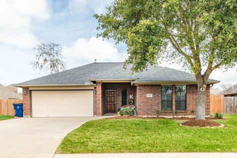 106 Brazos Court Richwood TX 77531
