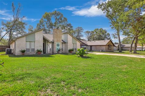 2211 Papoose Trail Crosby TX 77532