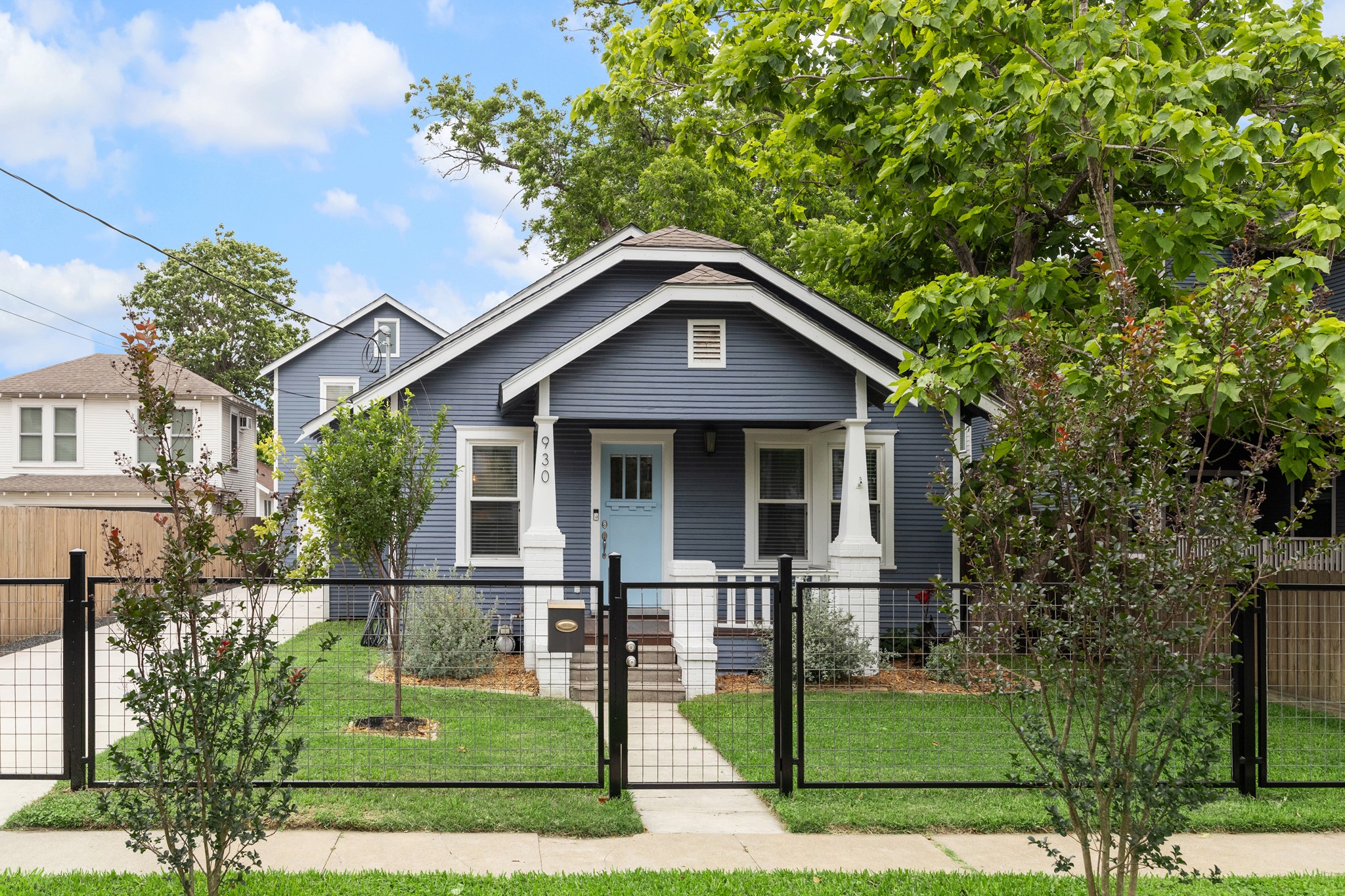930 Louise Street Houston TX 77009
