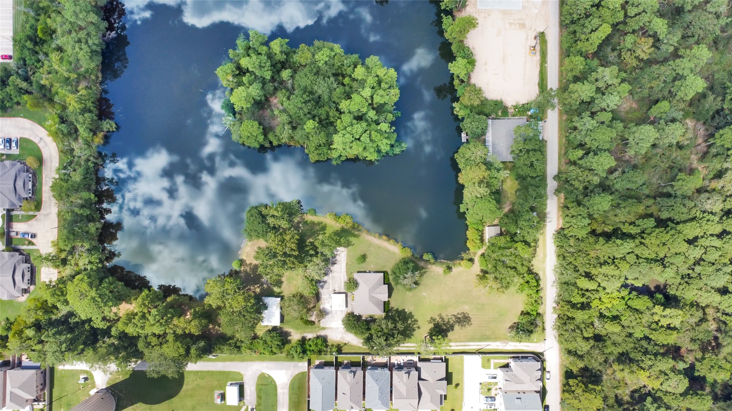 1009 Country Lane Conroe TX 77384
