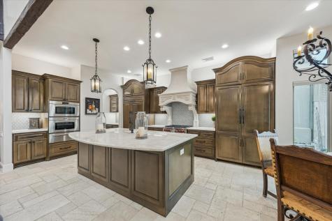 529 Southport Lane Kemah TX 77565