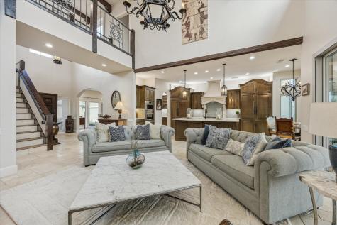 529 Southport Lane Kemah TX 77565
