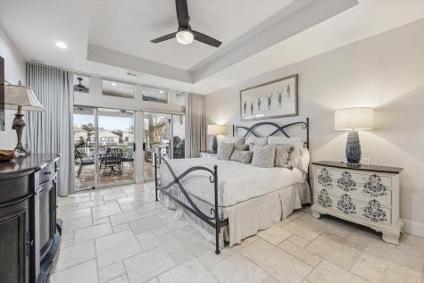 529 Southport Lane Kemah TX 77565