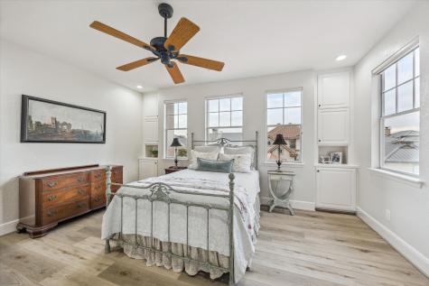 529 Southport Lane Kemah TX 77565