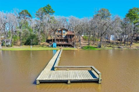 431 Shoreline Drive Huntsville TX 77320