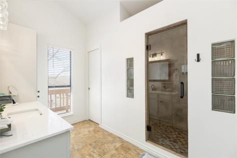 431 Shoreline Drive Huntsville TX 77320