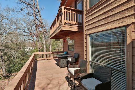 431 Shoreline Drive Huntsville TX 77320