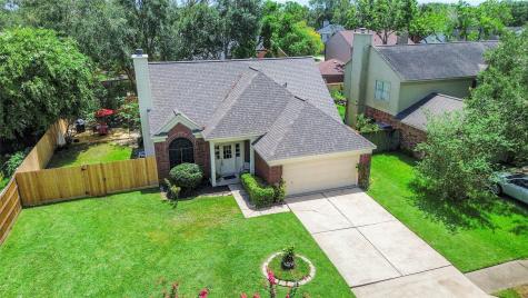 5202 Spring Circle Drive Pearland TX 77584