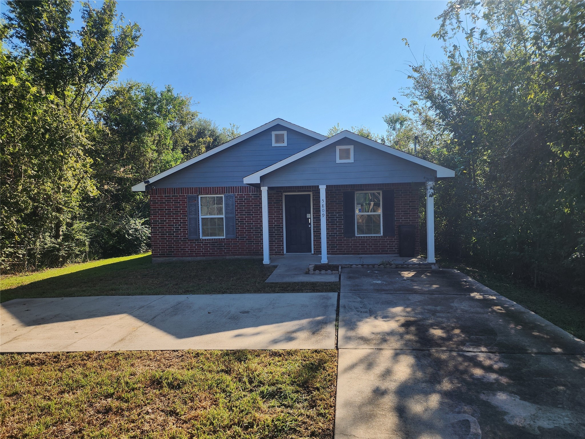 5809 Ora Lee Street Hitchcock TX 77563