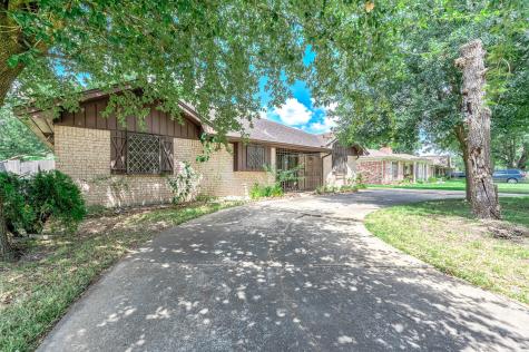 390 Freeport Street Houston TX 77015