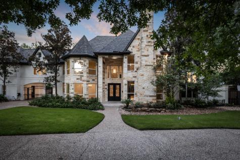 9 Southgate Drive Spring TX 77380