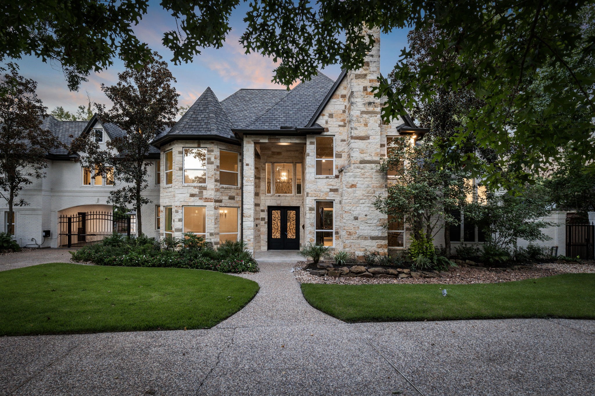 9 Southgate Drive Spring TX 77380