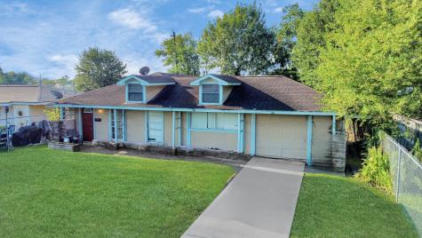 6122 Ridgeway Drive Houston TX 77033
