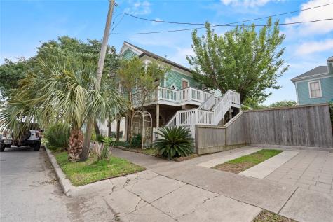 1911 30th Street Galveston TX 77550