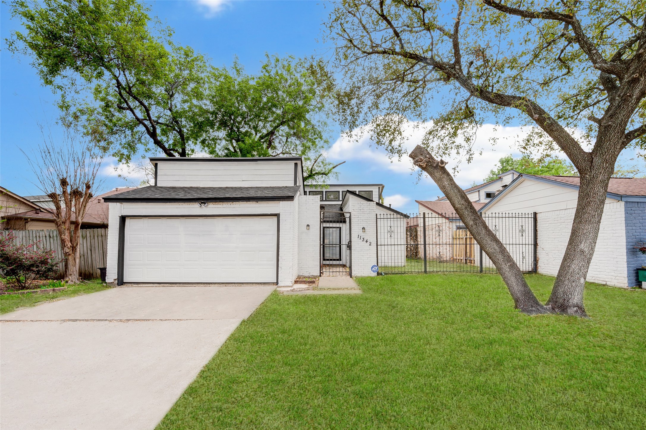 11342 Oakcenter Drive Houston TX 77072