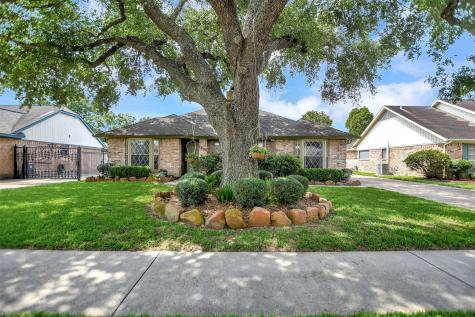 4806 Rainwater Drive Pasadena TX 77505