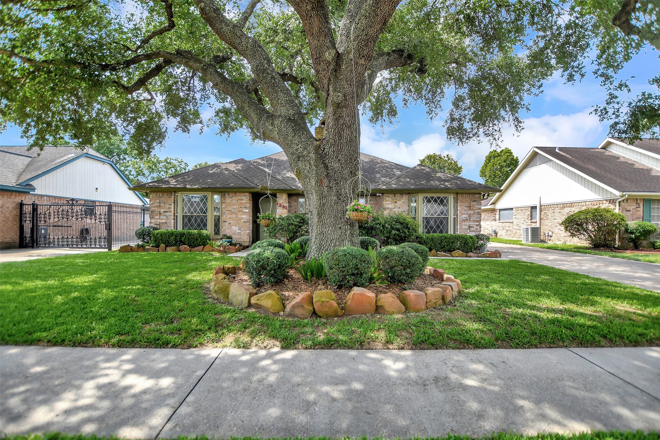 4806 Rainwater Drive Pasadena TX 77505