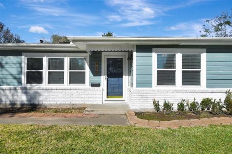 410 20th Avenue N Texas City TX 77590