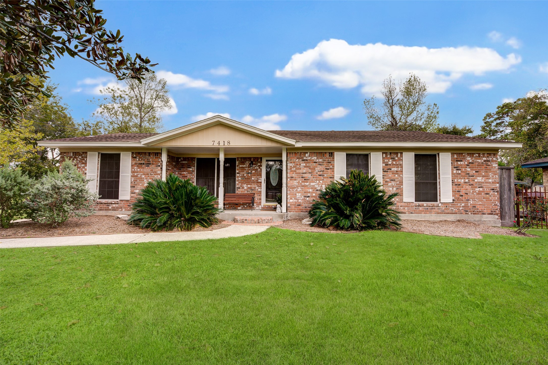 7418 Hezekiah Lane Houston TX 77088