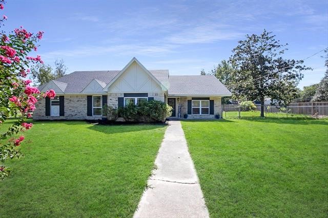 545 Elm Street Sour Lake TX 77659