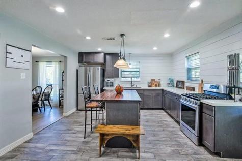 545 Elm Street Sour Lake TX 77659