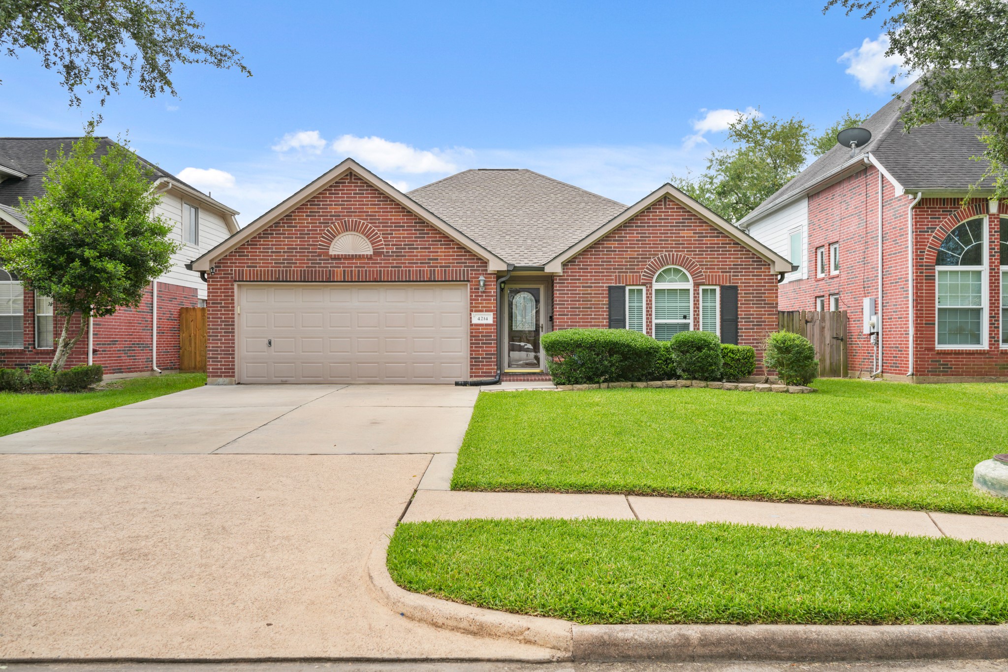 4214 Geronimo Lake Drive Houston TX 77047