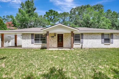 216 Lakeshore Drive Conroe TX 77304