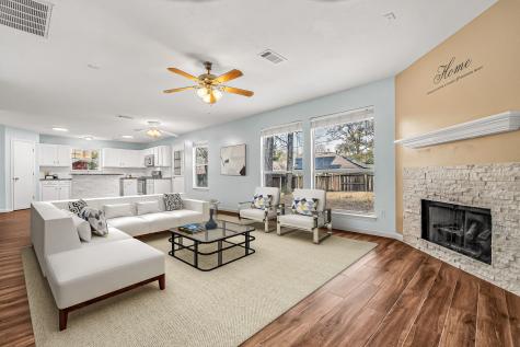 12146 La Salle Oaks Conroe TX 77304