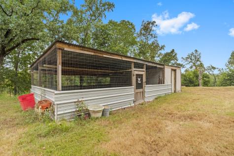 18 Arrowhead Drive Huntsville TX 77320