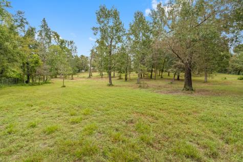 18 Arrowhead Drive Huntsville TX 77320