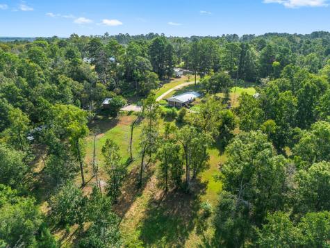 18 Arrowhead Drive Huntsville TX 77320