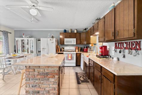18 Arrowhead Drive Huntsville TX 77320
