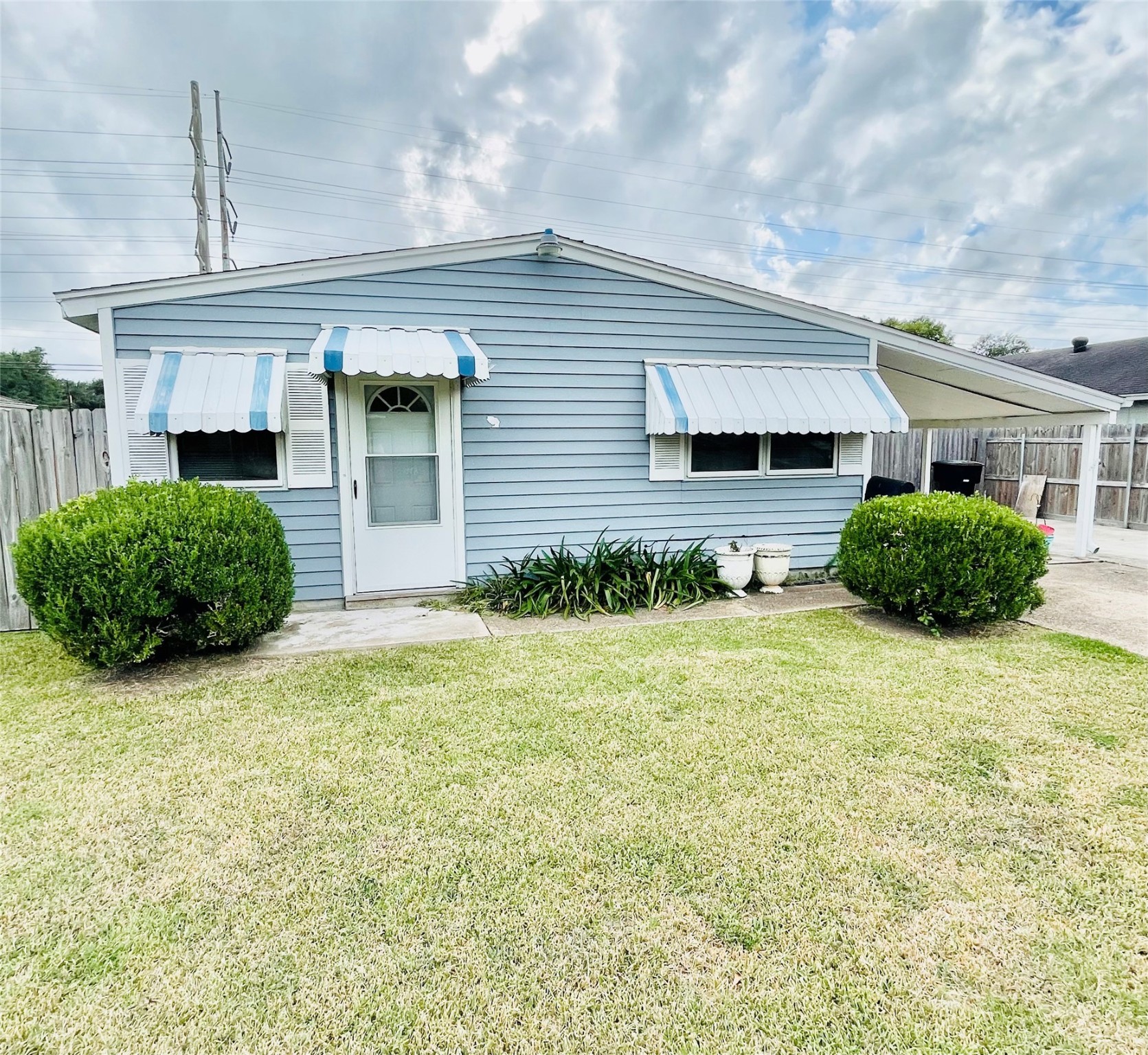 820 S 15th Street Nederland TX 77627