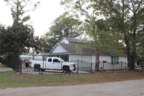 820 S Railroad Avenue Shepherd TX 77371