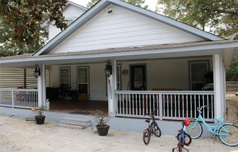 820 S Railroad Avenue Shepherd TX 77371