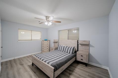 4923 Bernardo De Galvez Galveston TX 77551