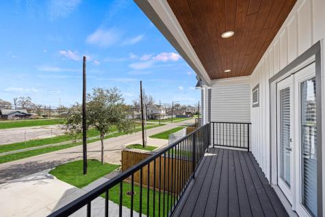 4512 Noble Street Houston TX 77020