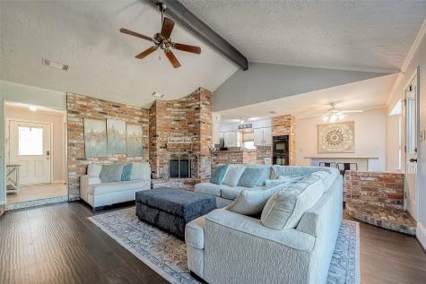 1043 Hidden Canyon Road Katy TX 77450